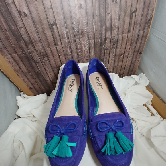 DKNY Flats
